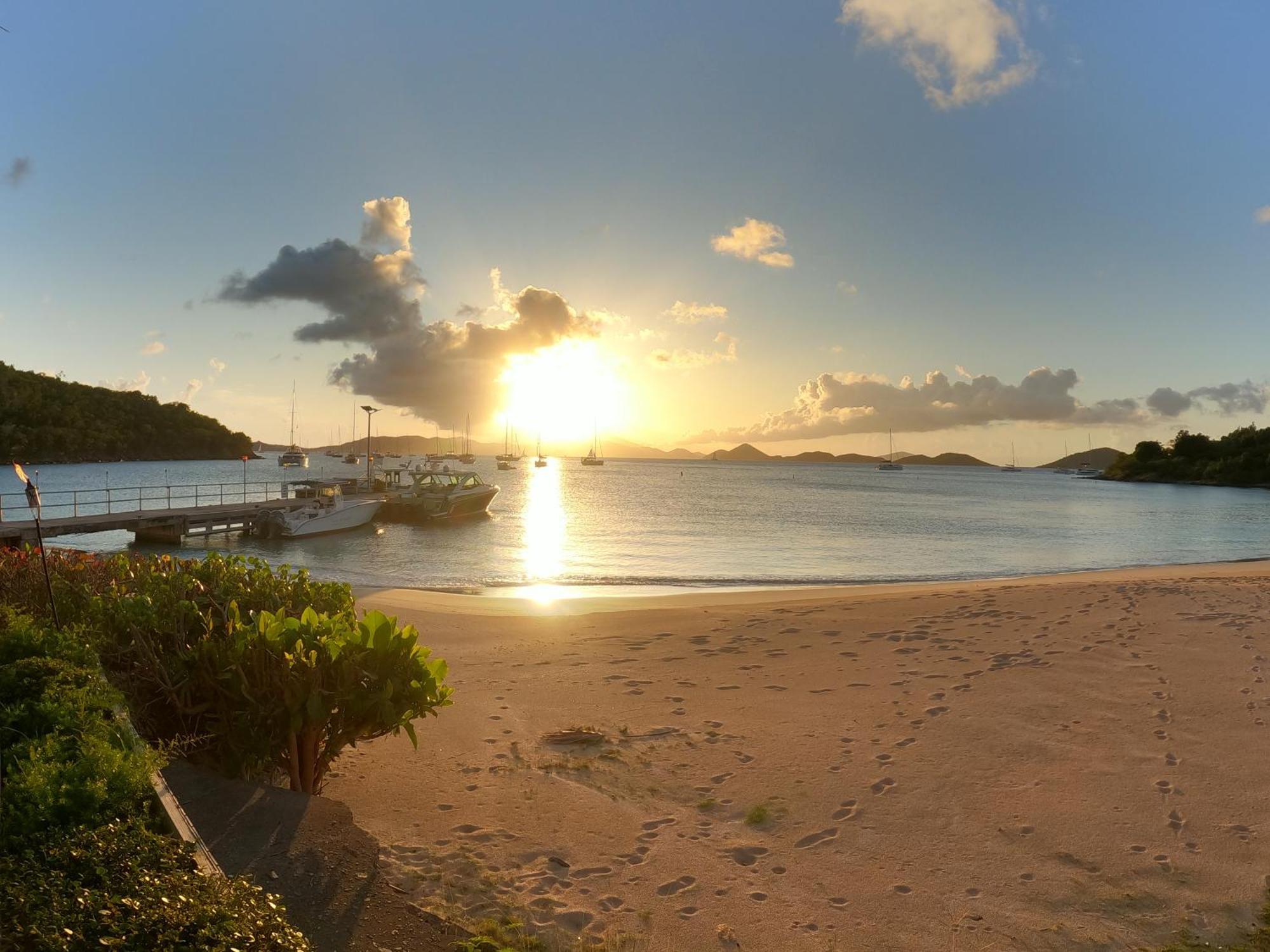 Hibiscus Suite At Sunset Serenade Cruz Bay Exteriör bild